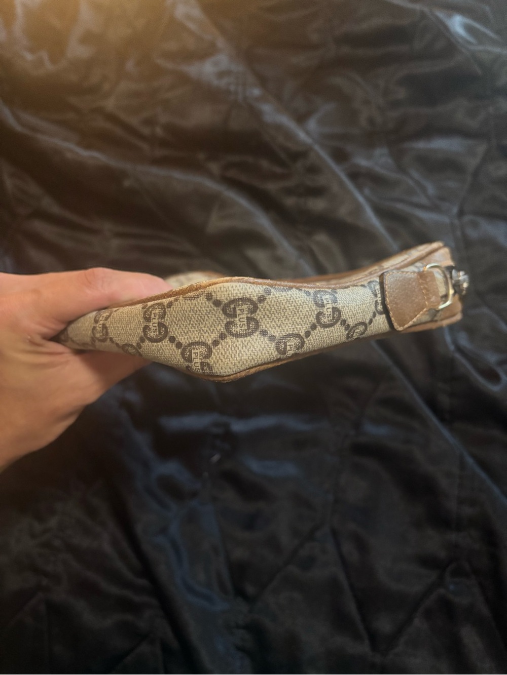 Pre-Loved Gucci Cosmetic Pouch - Picture 10 of 12